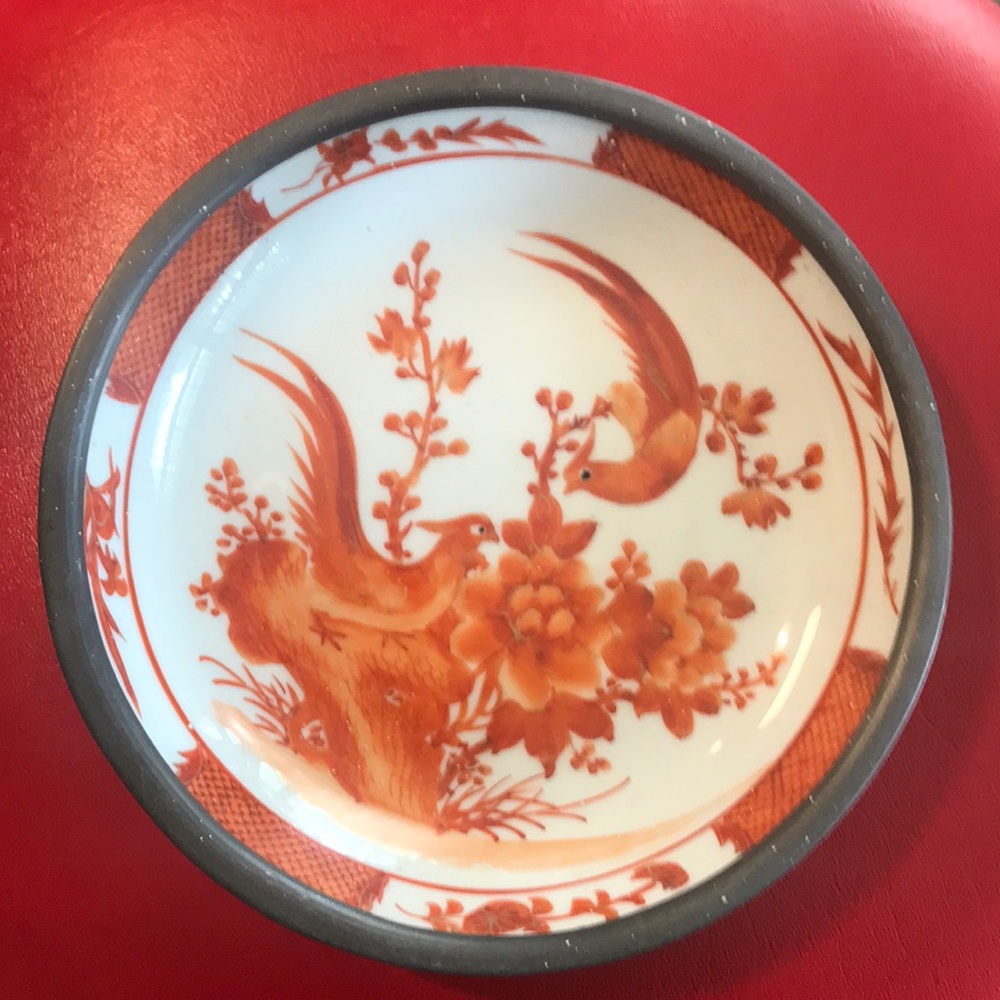 Hong Kong bowl with metal base